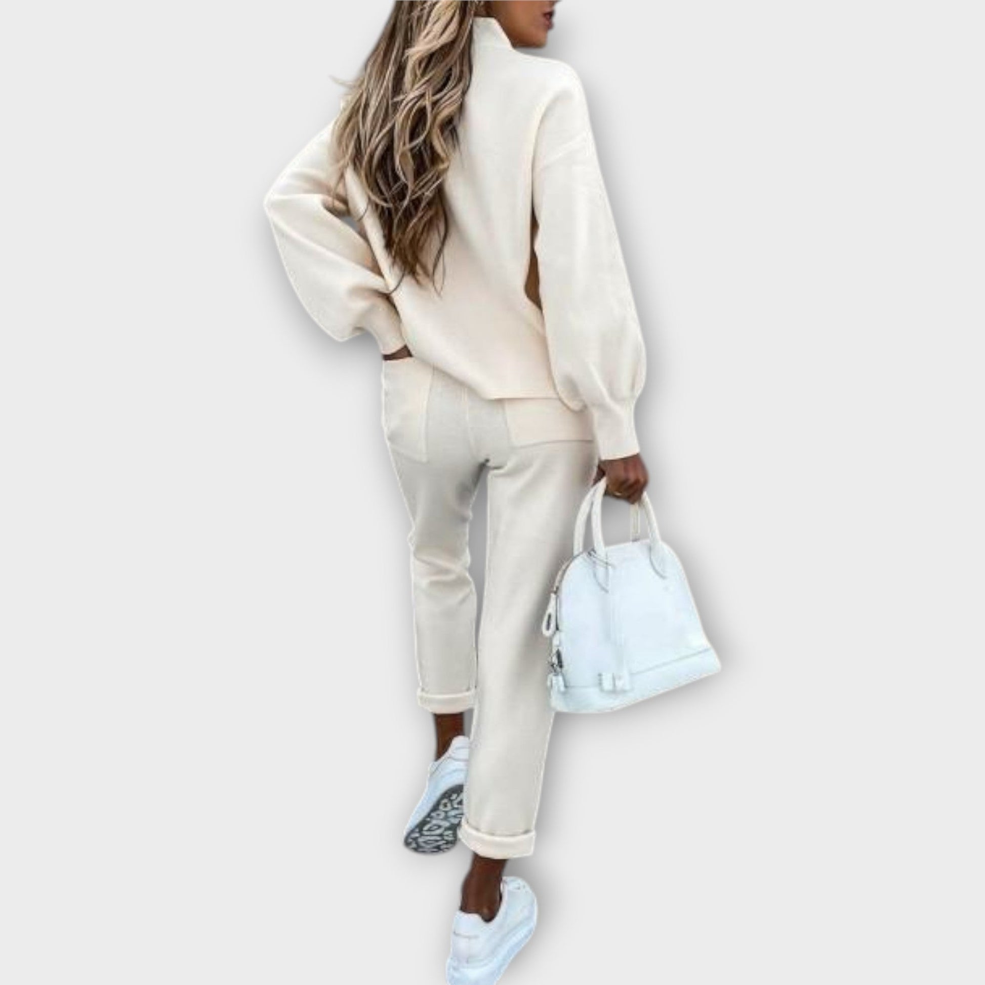 SIGRID™ – SÆT MED BEHAGELIG PASFORM OG TIDLØS ELEGANCE