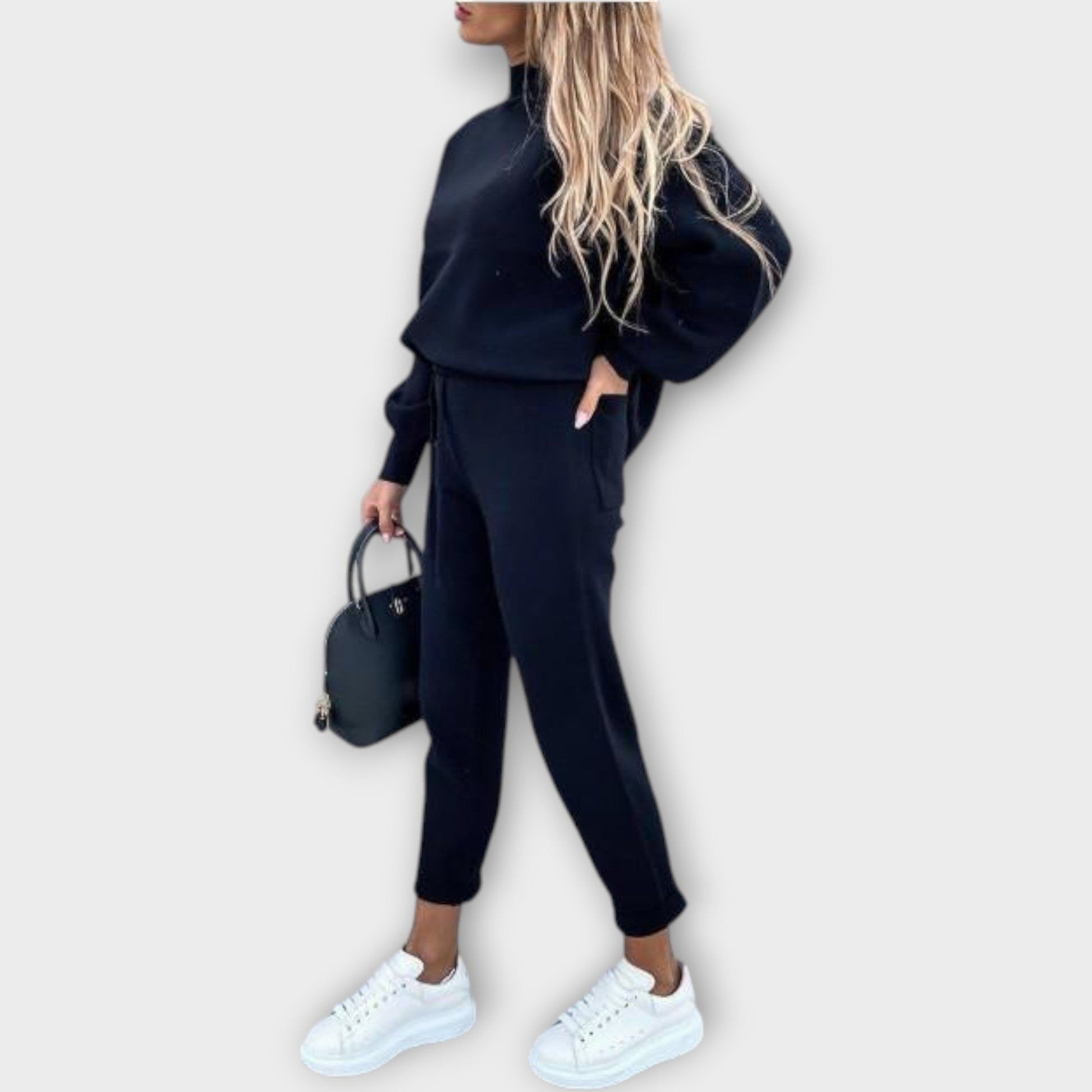 SIGRID™ – SÆT MED BEHAGELIG PASFORM OG TIDLØS ELEGANCE